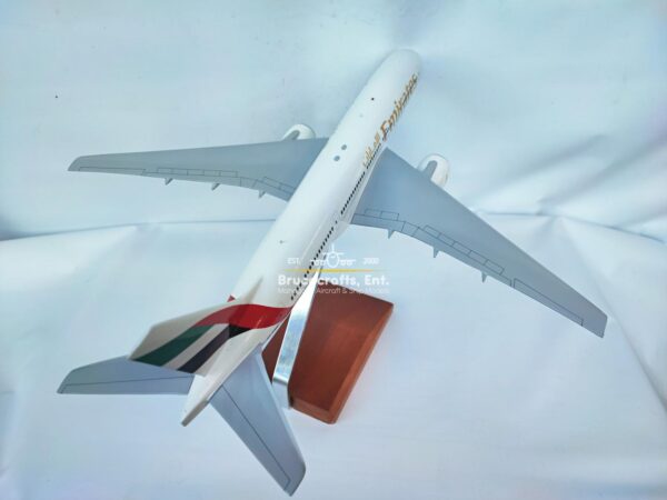 Model of B777-200 Emirates Airlines with detailed craftsmanship.